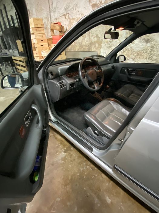 Renault clio Baccara