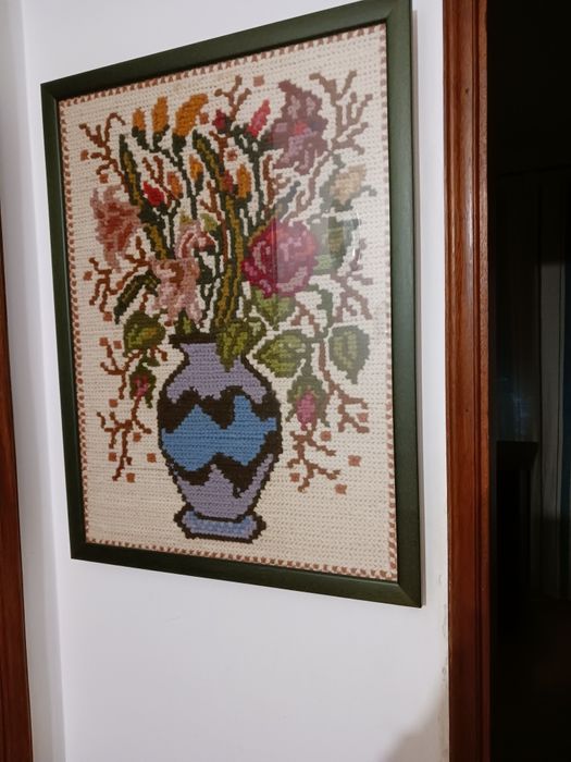 Quadros feitos à mão em arraiolos