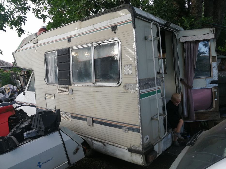 Bedford   CF 250-Kamper