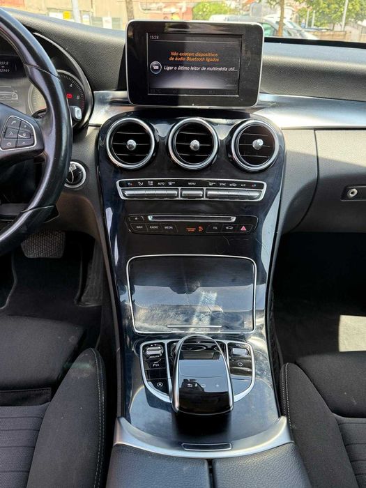 Mercedes-Benz C200 Automático a Diesel e em Bom Estado