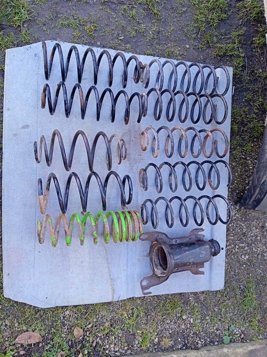 Пружини Opel Vectra Astra задні