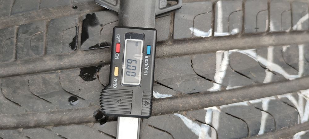 opony lato 225x40x18 PIRELLI 4szt 400zl 2016r