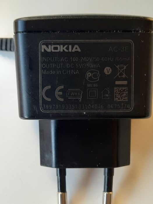 Carregador de Nokia compatível com vários modelos