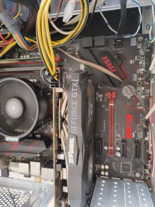 PC gaming ryzen 5 4 Core 16Gb GTX 1660 super