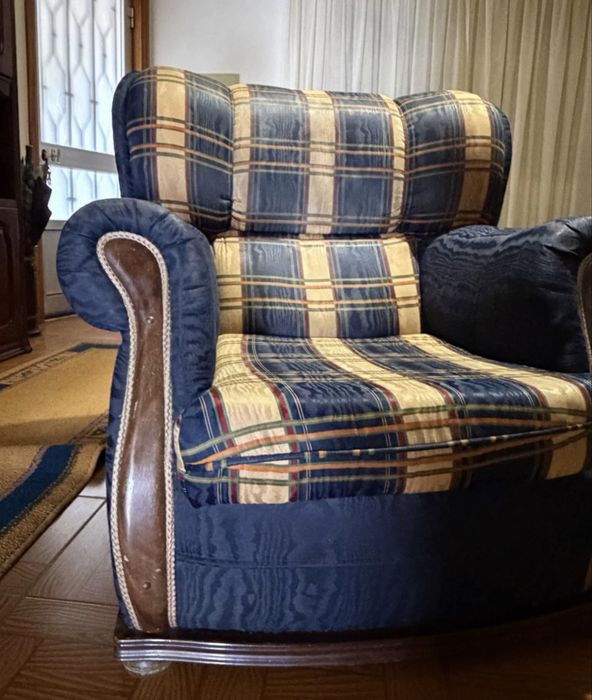 Conjunto de sofás 4 lugares