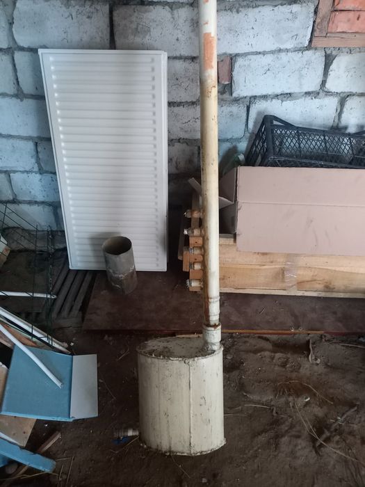 Труба с разширювальним баком