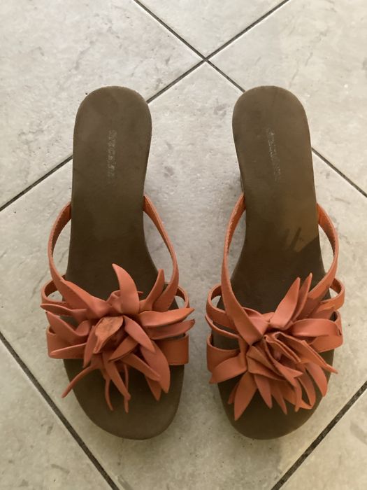 Klapki sandały na koturnie r 38