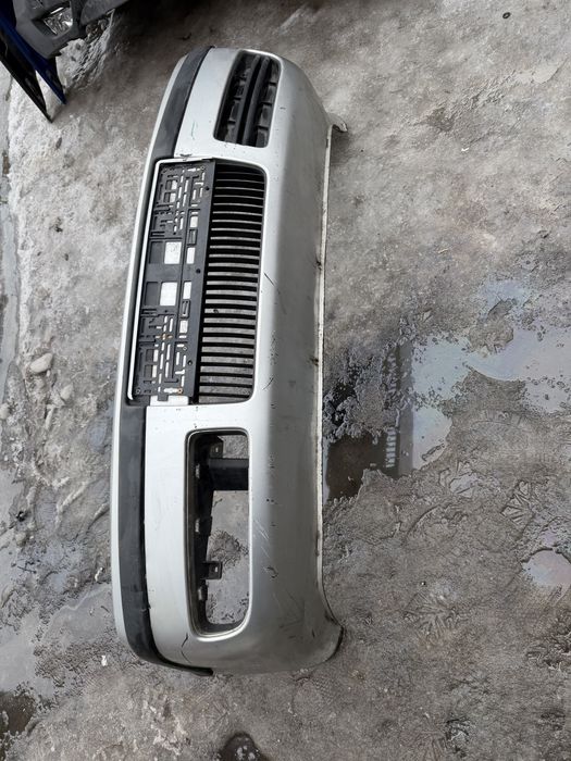 Бампер передній Skoda Octavia Tour  2001-2010рік