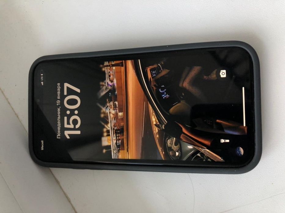 Продам айфон хр в идеальном состоянии