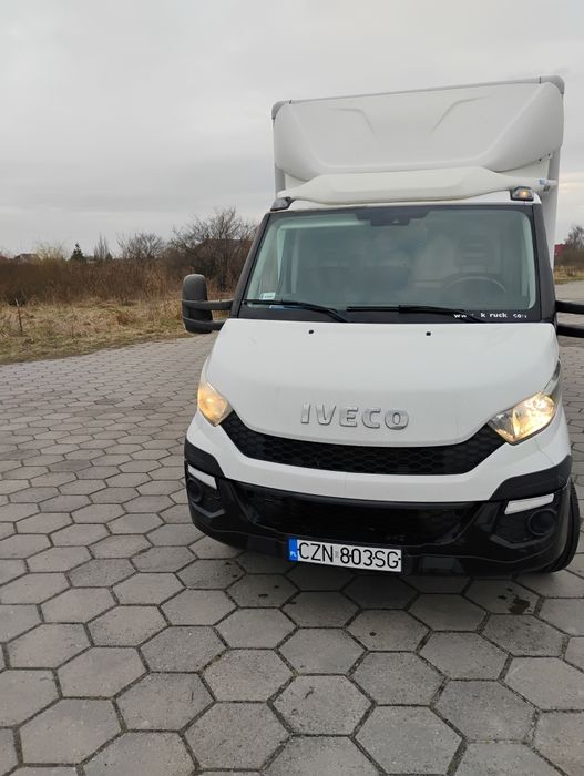 Sprzedam Iveco daily kontener 2015 rok winda niski przebieg