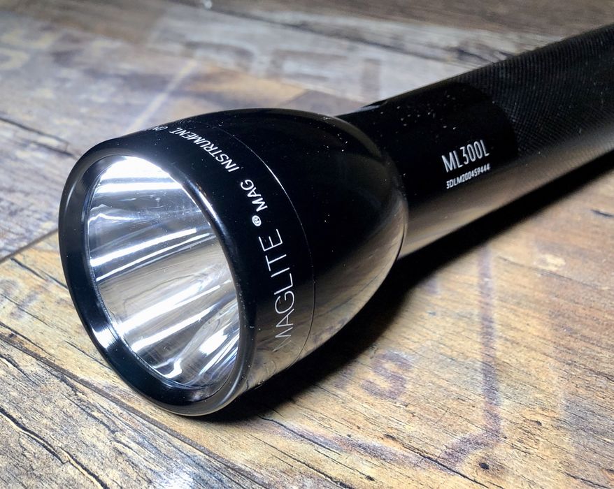 Mocna latarka Maglite ML300L 3D 625 Lumenów