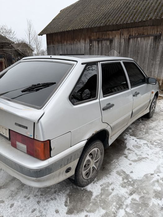 Ваз 2114 2005 рік 1.5 інжектор 8к