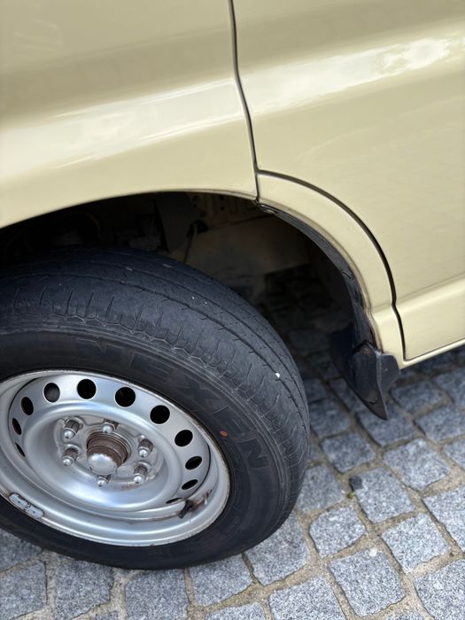 Carrinha Toyota Hiace 1996 - Muito estimada