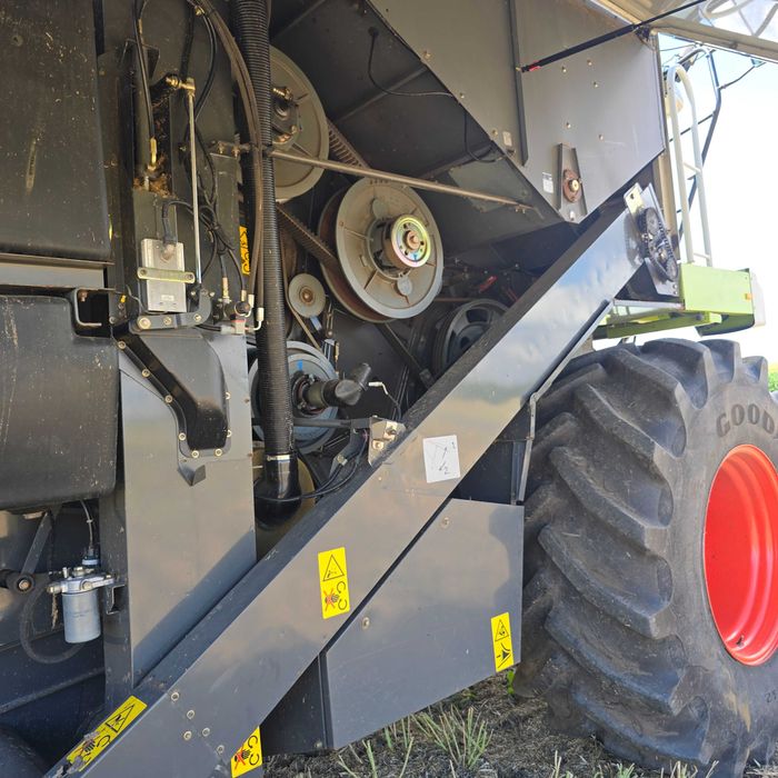 Свіжопривезений комбайн клас lexion 420