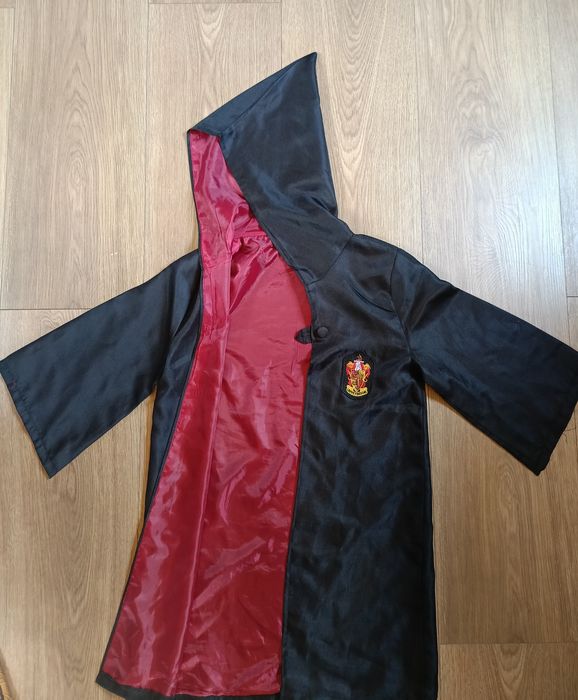 Strój Harry Potter z różdżkami