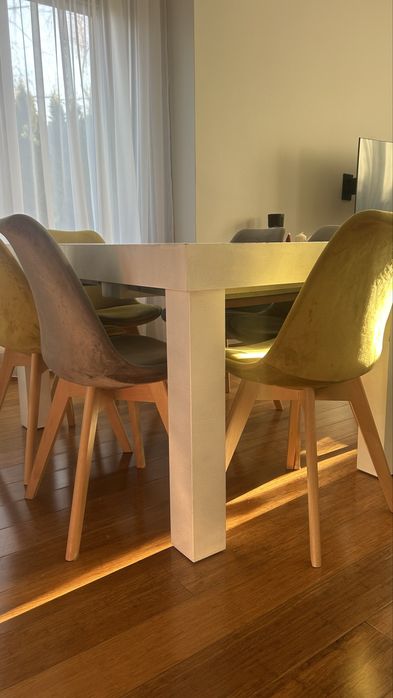 Stół fornirowany rozkładany