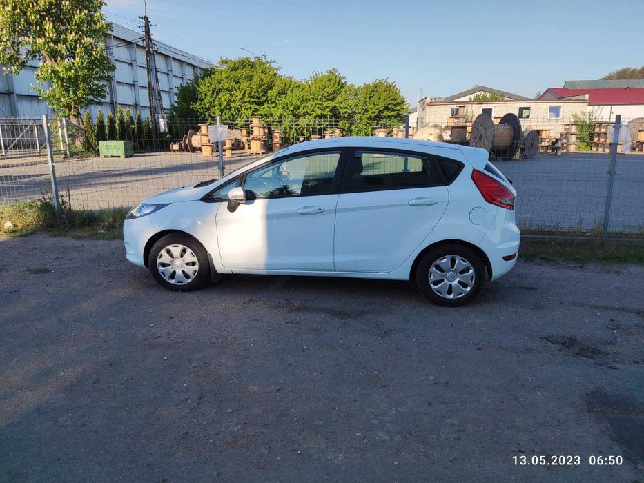 Авто форд фиеста