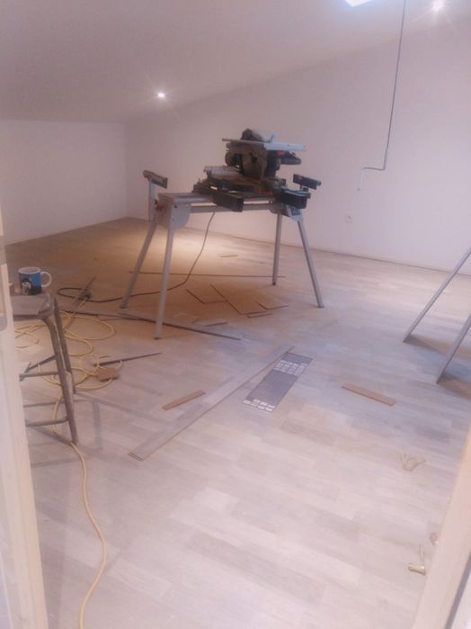 Vendo serra elétrica