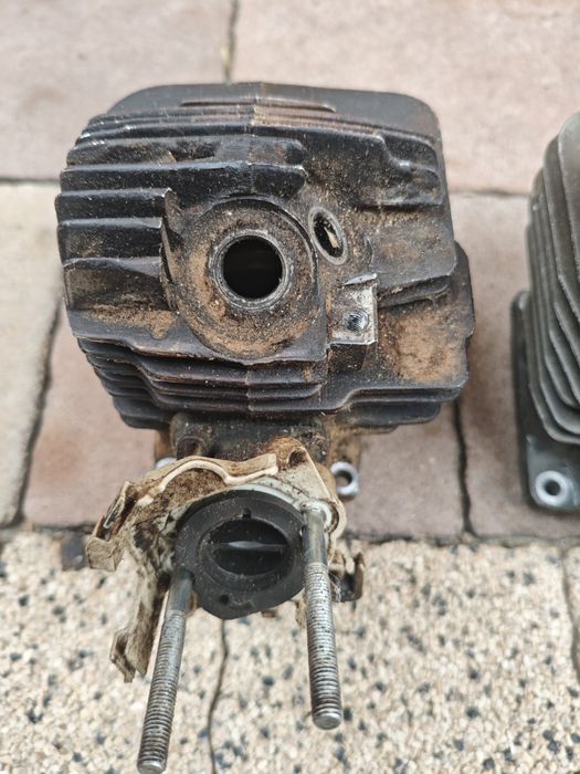 Cylinder orginalny Stihl 261  dwie sztuki