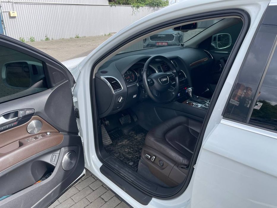 Audi  Q7  2013  3.0d.