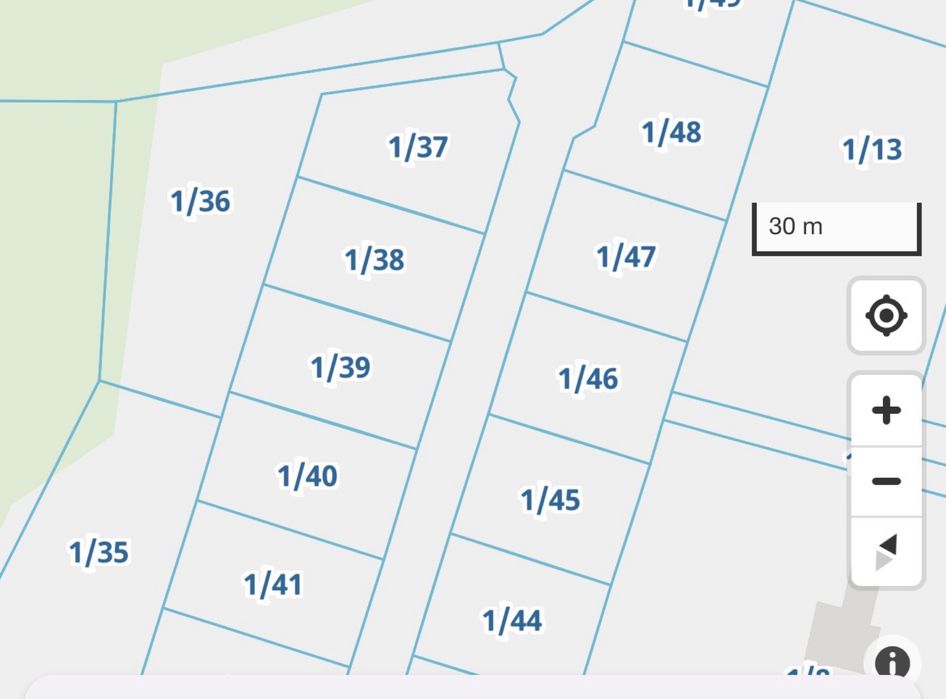 Działka w Sierakowie (las/jezioro)