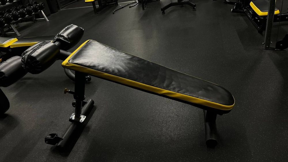 Матрікс matrix тренажери. Згинання Розгинання, Зведення Розведення ніг