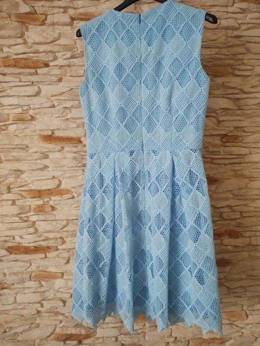 Piękna suknia z Simple