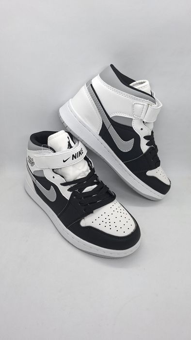 Весняні хайтопи на хлопчика р33-38 демі Nike кросівки ботинки взуття