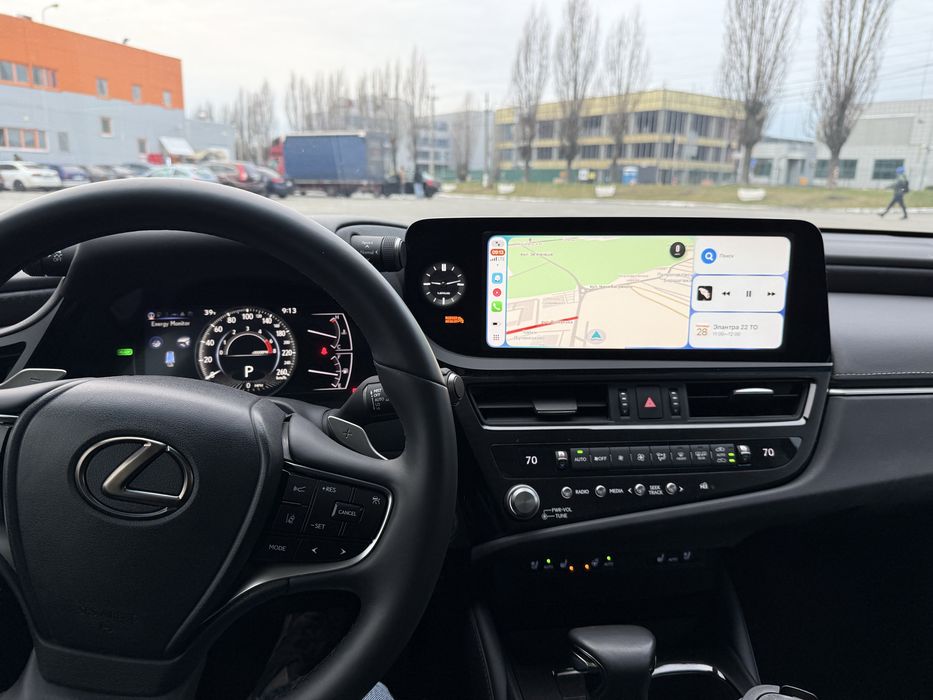 Аренда Lexus ES300h , Оренда авто