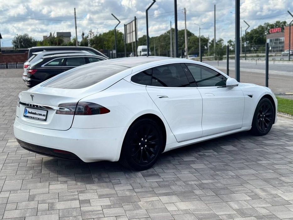 Tesla Model S 2018 freshauto