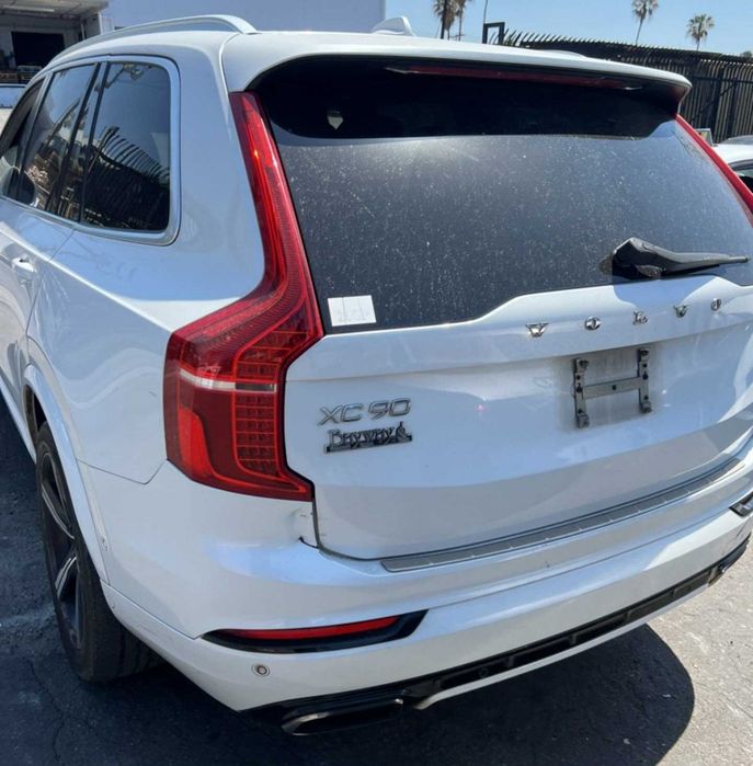 klapa tył volvo xc 90 II/ zderzak 6pdc