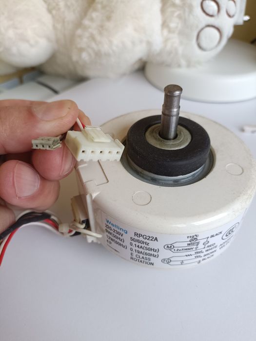 Двигатель внутреннего блока RPG22A для кондиционера Haier