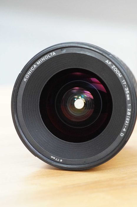 Minolta 17-35 mm f/2.8-4 (D)