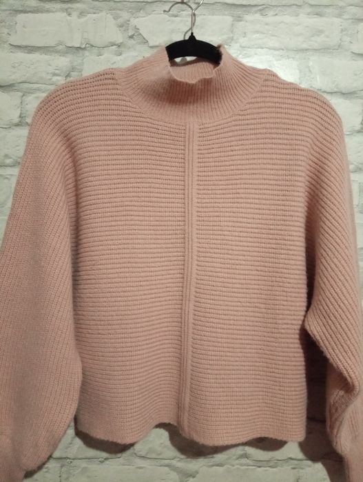 Светр жіночий SHEIN