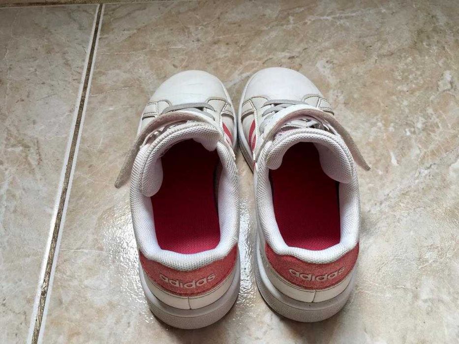 Sapatilhas adidas menina 30