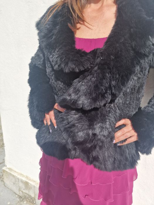 Casaco preto pele coelho Diana Gallesi