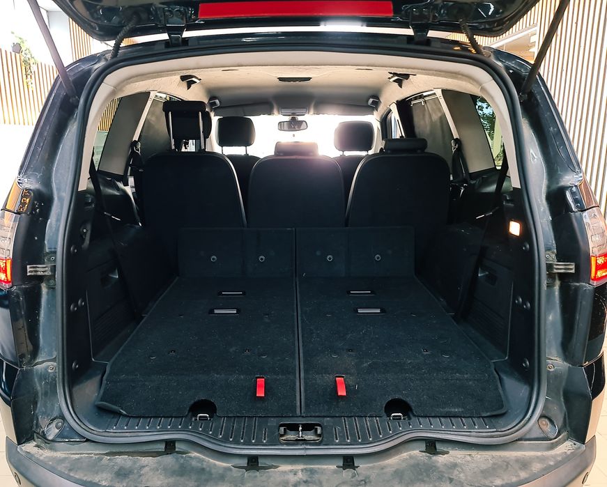 Ford Focus S-Max