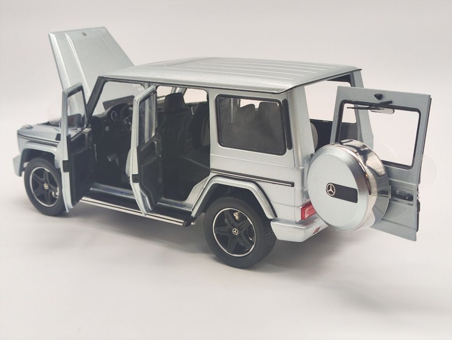 Mercedes Benz G Klass W463 iScale 1/18 1:18 1 18