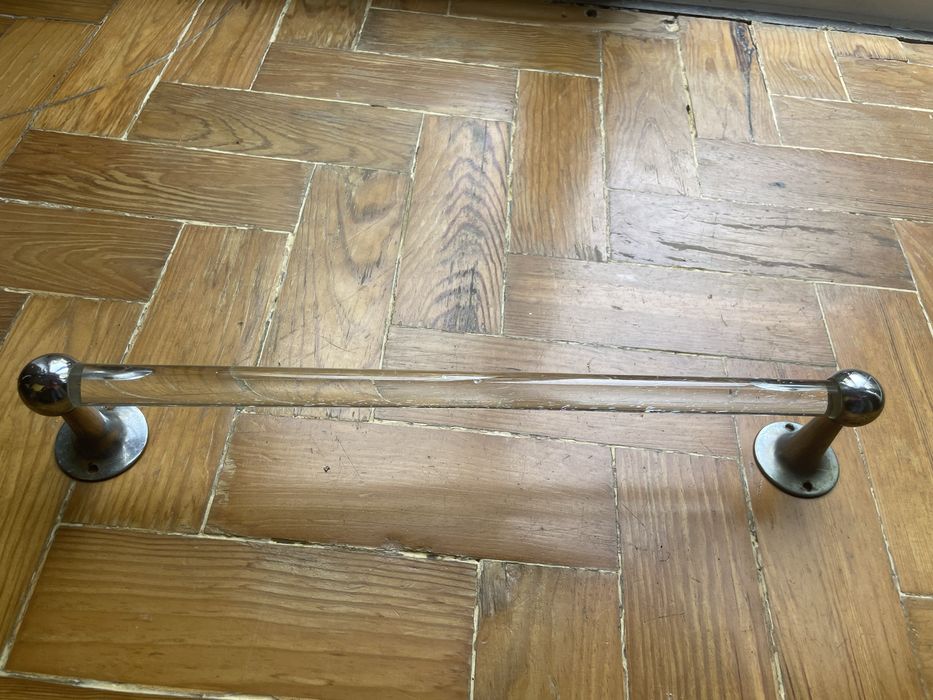 Conjunto Espelho Prateleira e Toalheiro  de época