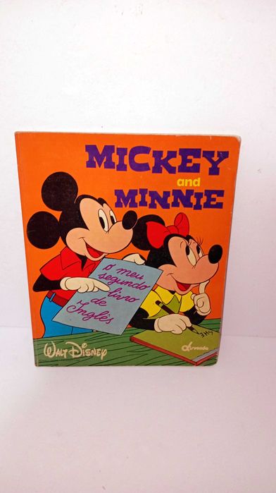 Mickey and Minnie - My Second English Book