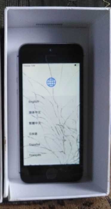 IPhone SE (Несправний)