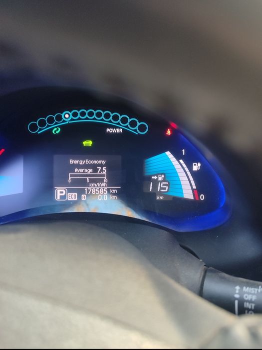 Nissan leaf Рест