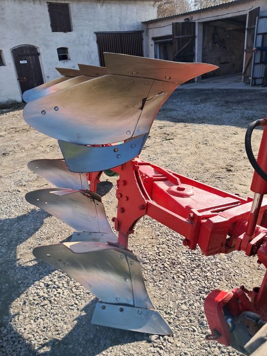Pług obrotowy 3 skibowy MULLER BUFFEL