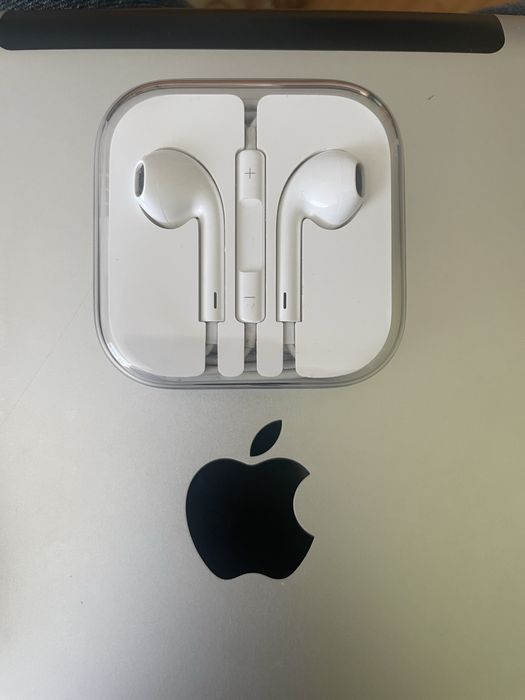 Oryginalne słuchawki audio Apple