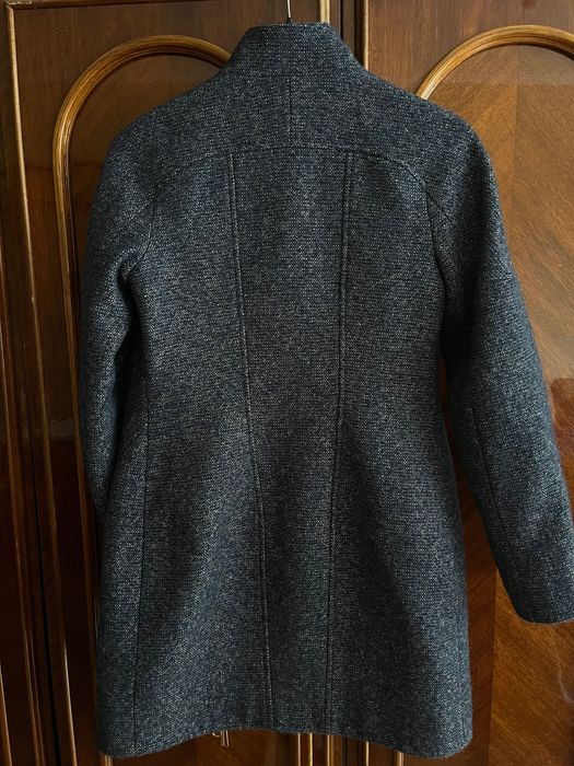 Демісезонне пальто