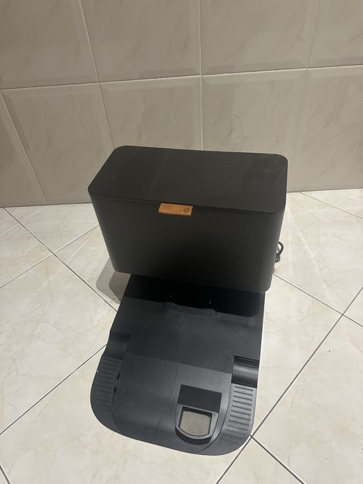 iRobot Roomba i5+ (i557840) com Base Auto-Esvaziamento
