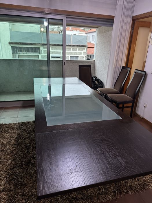 Mesa de Refeições Extensível