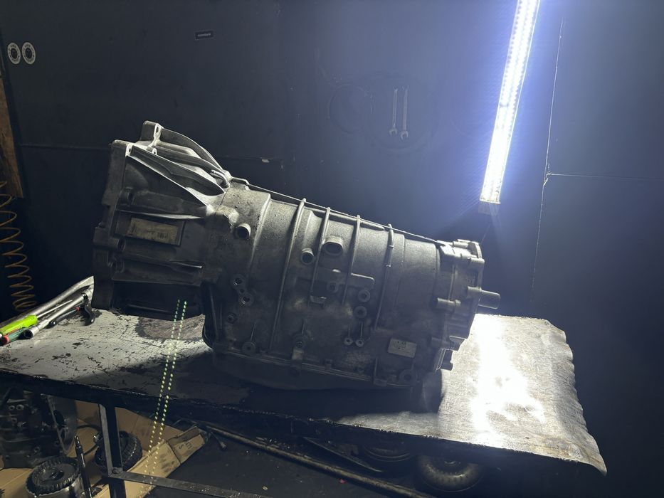 коробка  автомат акпп Bmw e39 e53 e46 e83 range roverl l322 3.0d m57