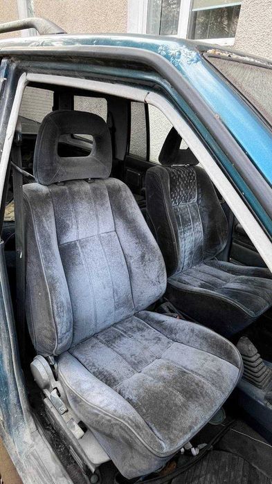 Сидіння та інше для Mitsubishi Space Wagon 1.8 1989, дешево!є доставка