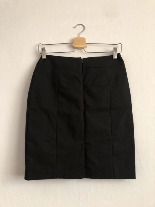 Czarna elegancka spódniczka